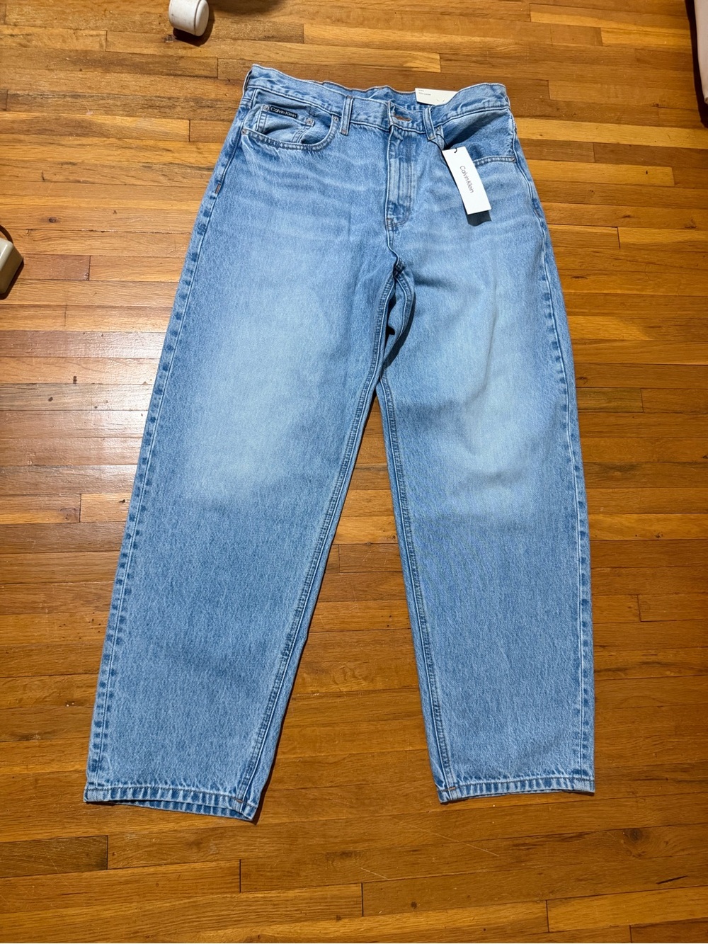 NWT Calvin Klein 90s Loose Light Wash High-Rise Straight Jeans